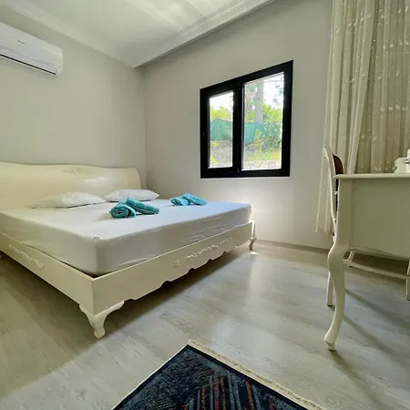 Otantik Villa