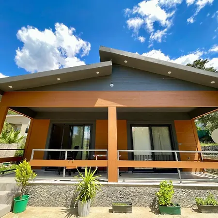 Villa Otantik
