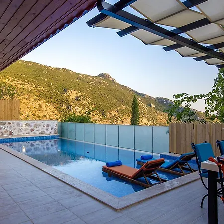 Villa Otantik